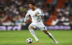 瓜子直播-世俱杯球衣品牌背后生产商研究及供应链管理探讨